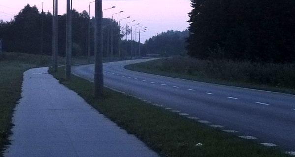 Biała Podlaska. Ścieżka rowerowa przy Alei Solidarności