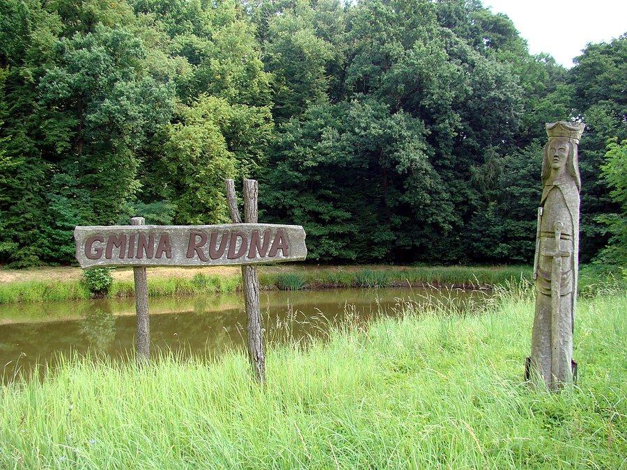 Nad stawem we wsi Stara Rudna