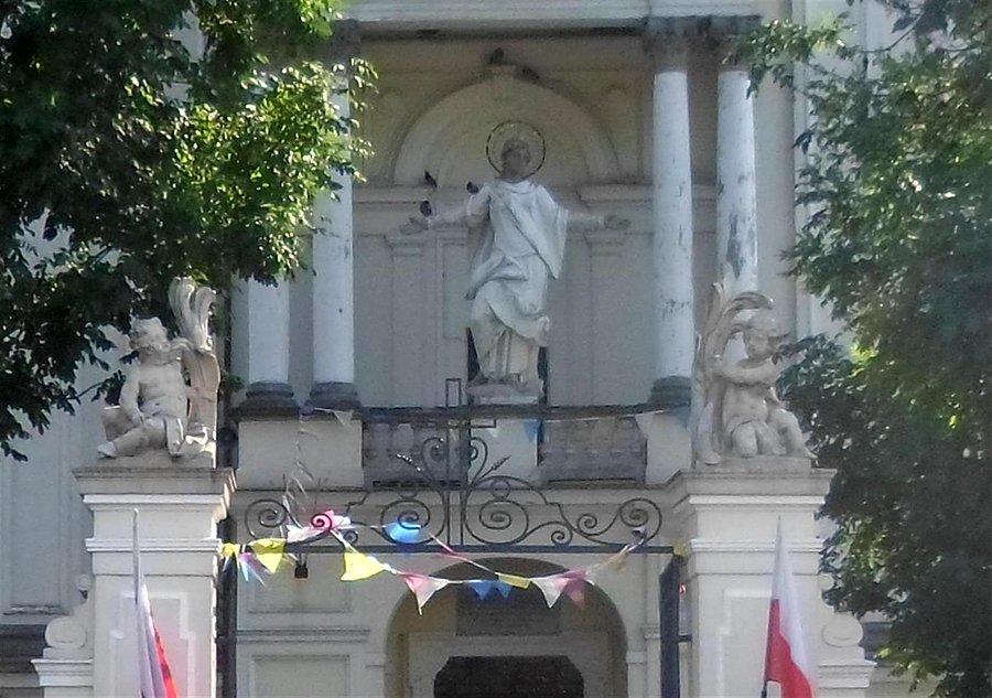 Figura Najświętszej Panny Marii Łaskawej
