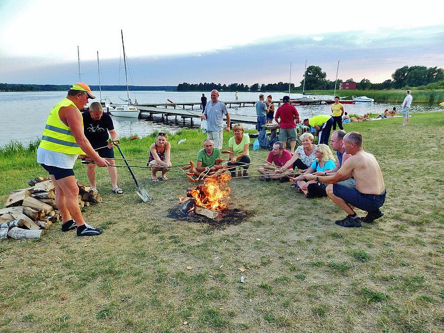 Kociewsko- Borowiacki Rajd Rowerowy. Osiek - Wieczorny piknik nad jeziorem Kałębie