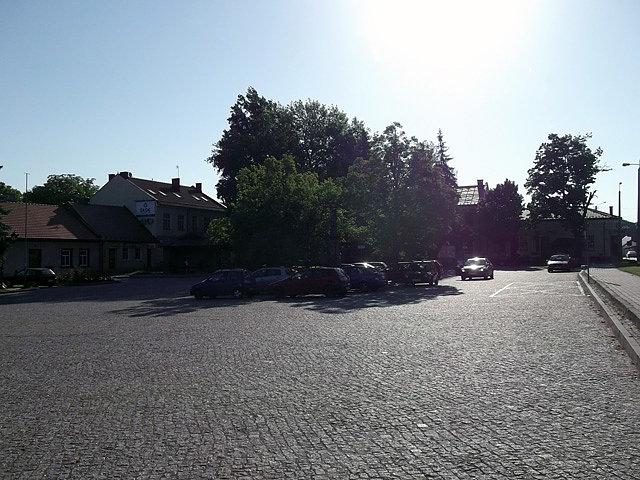 Rynek w Wojniczu gdzie rozwaliłem lampkę