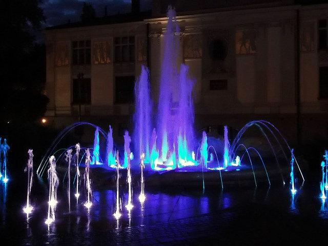 Fontanna na pl. Szczepańskim