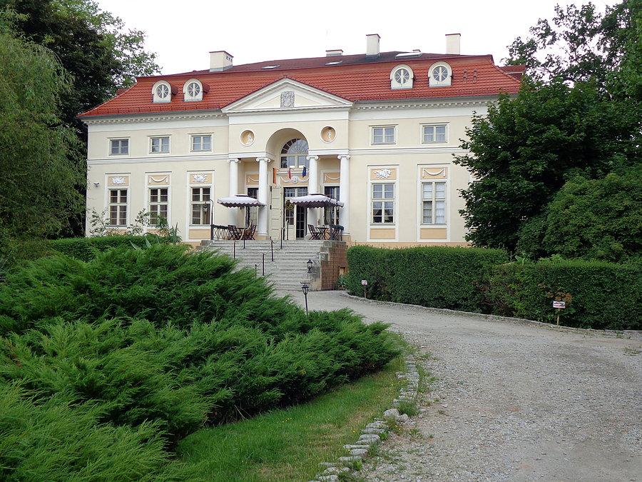 Pałac Aleksandrów w Samotworze