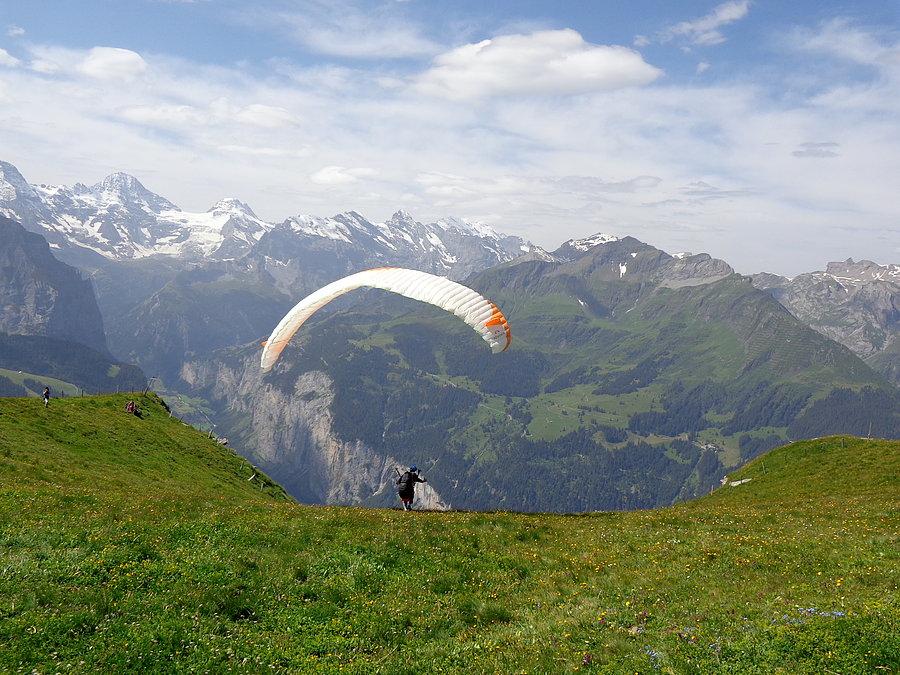 Lot w dolinę Lauterbrunen