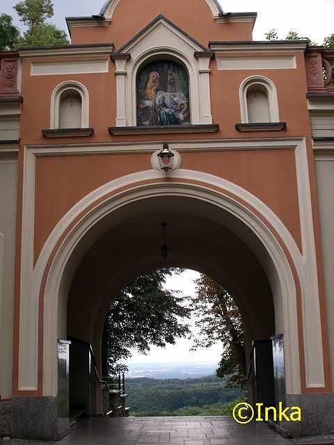 Brama Rajskiego Placu