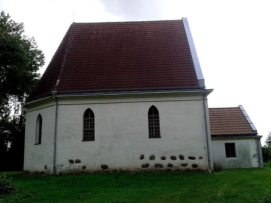 Kościół filialny p.w. św. Stanisława Biskupa Męczennika - Moskorzyn