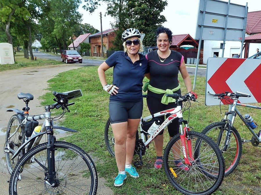 Święto patrona miasta i Dzień Pszczelarza w Pelplinie. W drodze do Pelplina