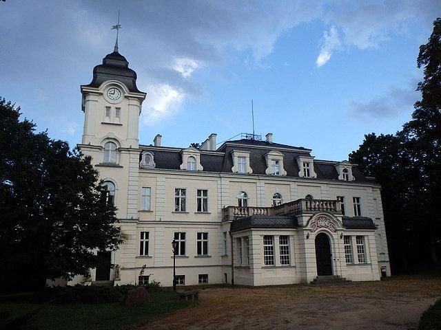 Obrzycko-Zamek - pałac Raczyńskich