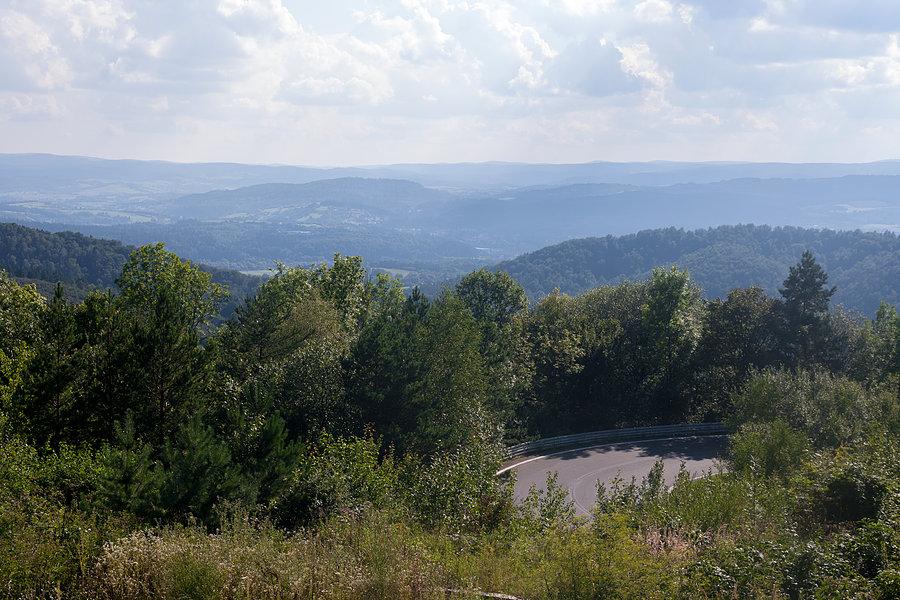Widok z platformy widokowej w górach Słonnych
