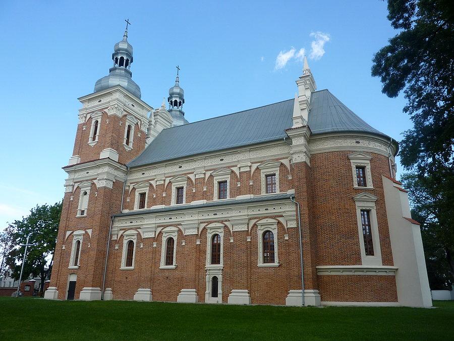 Manierystyczny kościół pod wezwaniem św. Katarzyny i św. Floriana w Gołębiu