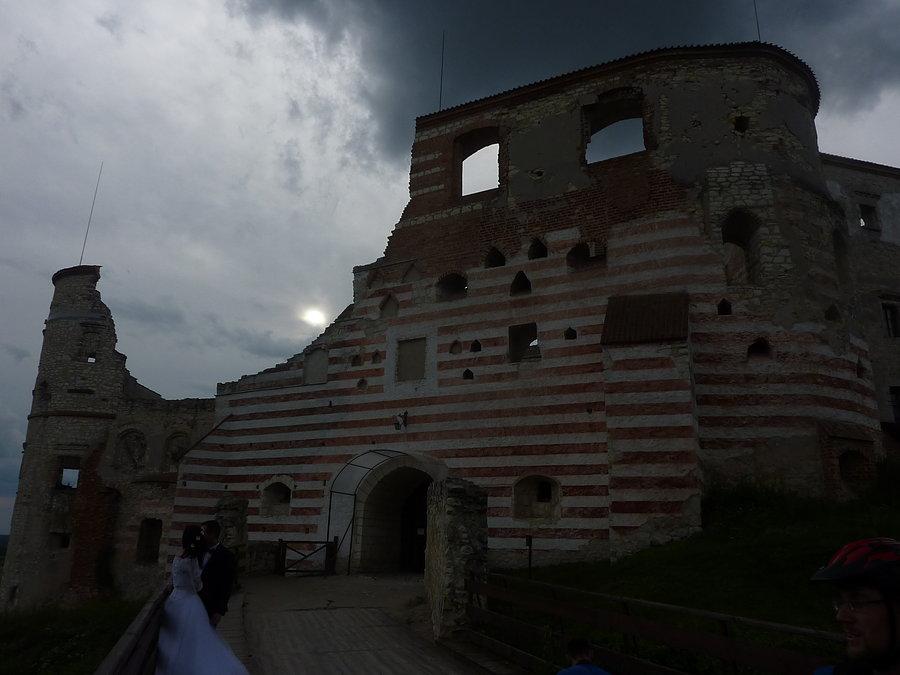 Zamek w Janowcu