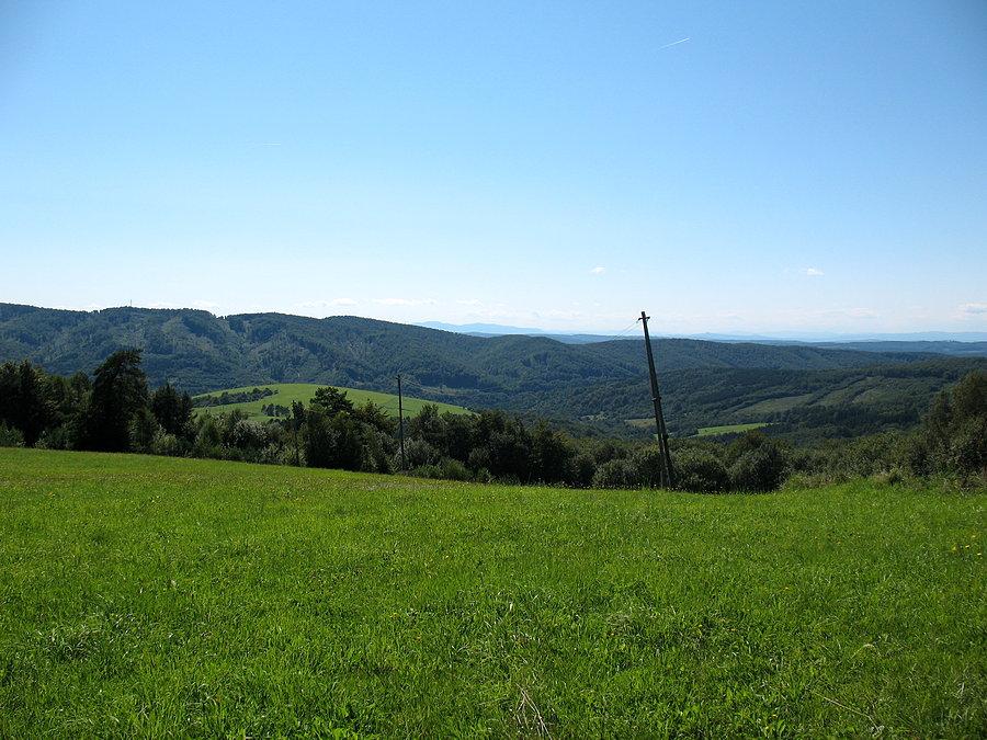 Widok z przełęczy Beskid na Słowacką stroną