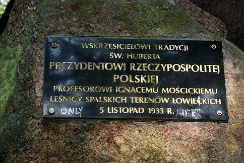 Przy obelisku św. Huberta