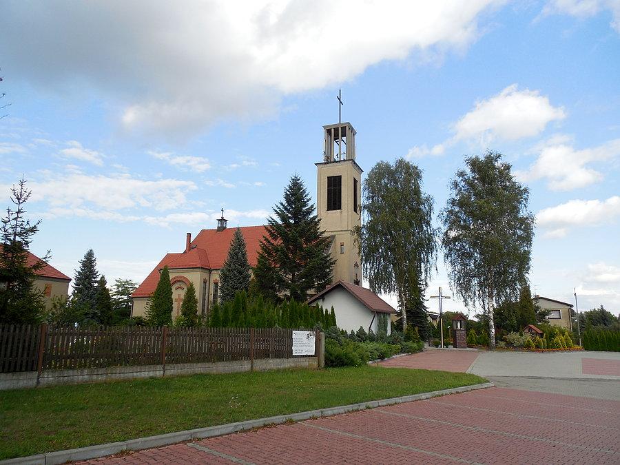 Kościół pod wezwaniem Podwyższenie Krzyża Świętego w Strzebiniu