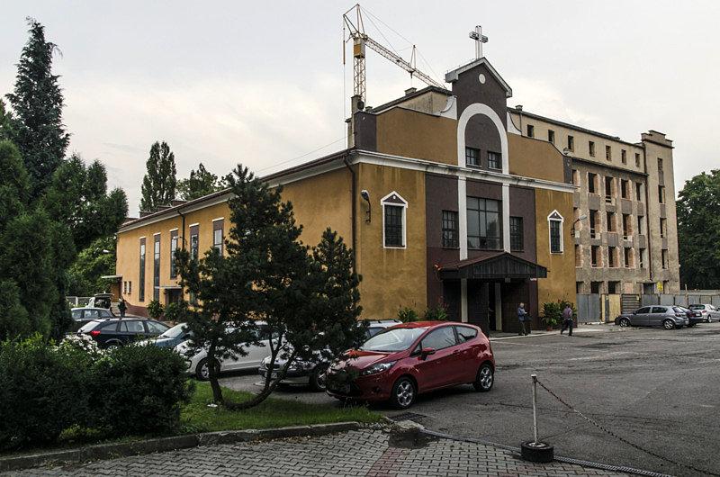 Kościół tyle, że jakiś taki.... nijaki