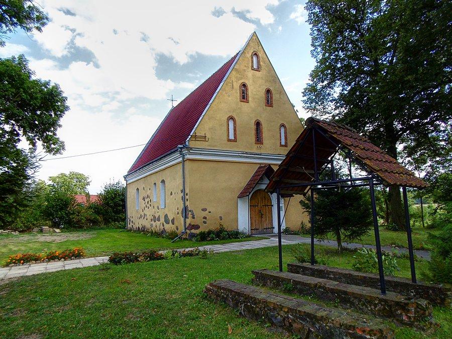 Kościół w Bralęcinie