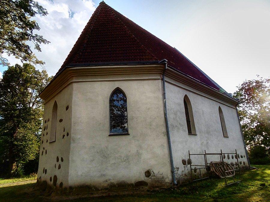 Kościół w Moskorzynie