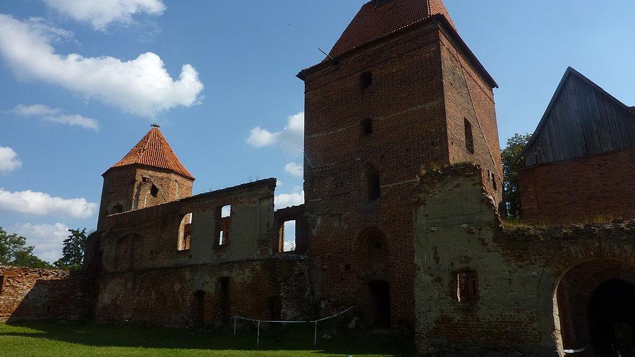 Zamek w Szymbarku ( XIV w. )