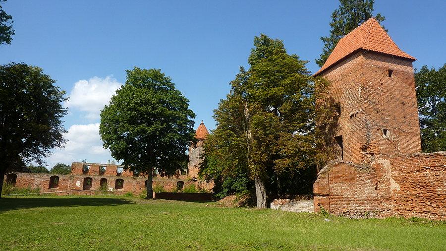Zamek w Szymbarku ( XIV w. )