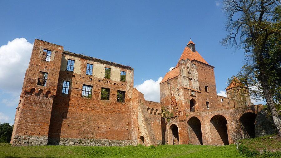 Zamek w Szymbarku ( XIV w. )