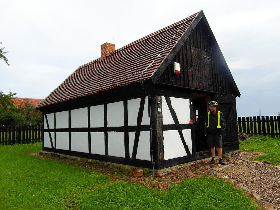 Domek z chlebowym piecem - Swołowo