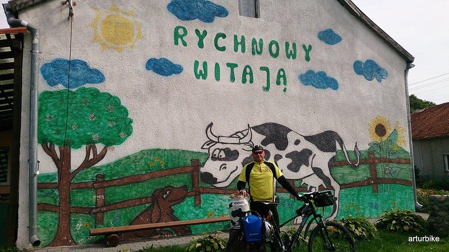 Rychnowy, wieś z super rychnowianką i pierogami a dożynkach
