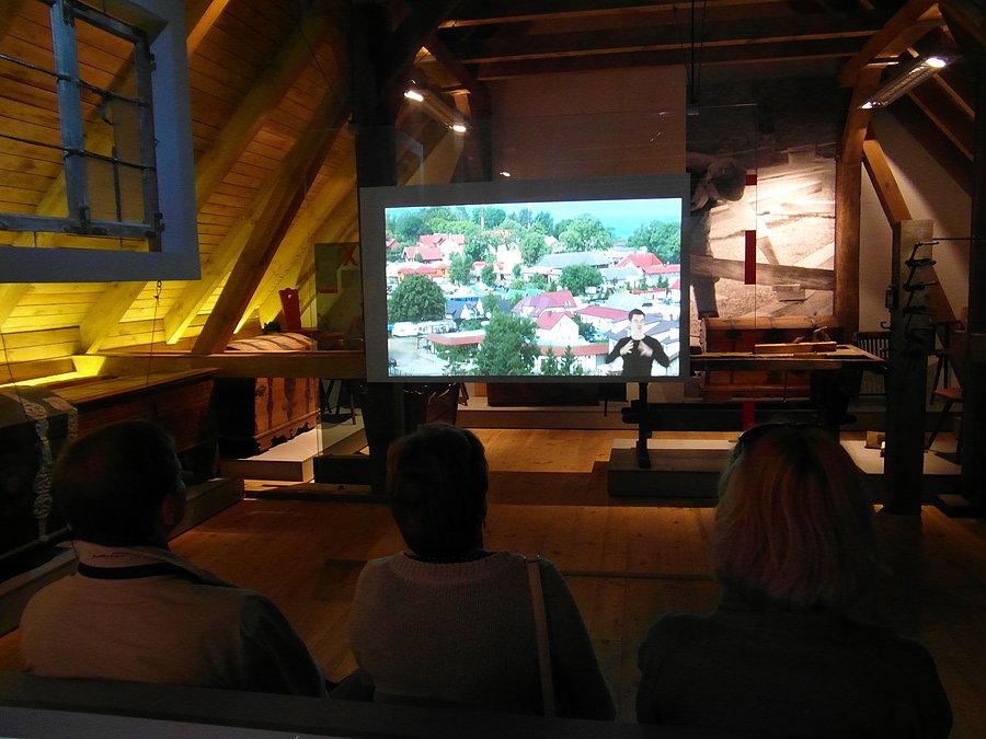 Multimedialny pokaz- muzeum Swołowo