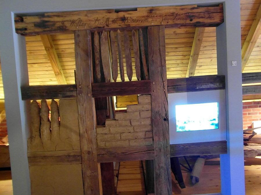 Jak budowano dom- muzeum Swołowo