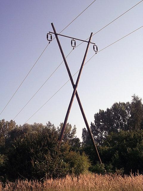 Ciekawa linia średniego napięcia