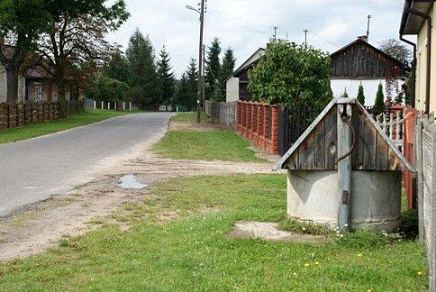 Uliczna studnia