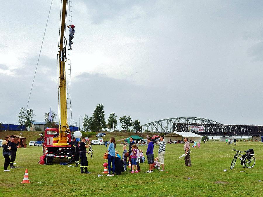 Jestem w Tczewie. Pomorskie Święto Wisły. Frekwencja słaba, przez opady deszczu
