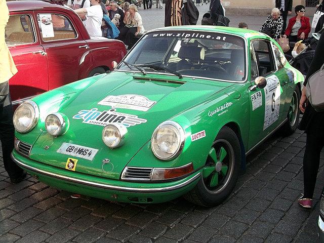 Porsche 911