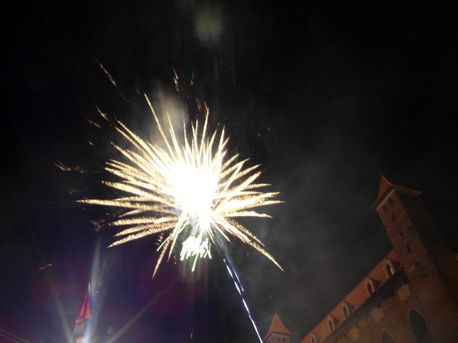 Fajerwerki na zakończenie widowiska- Zamek Gniew
