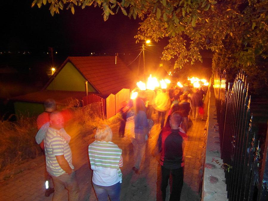 Przemarsz z pochodniami ulicami Gniewa