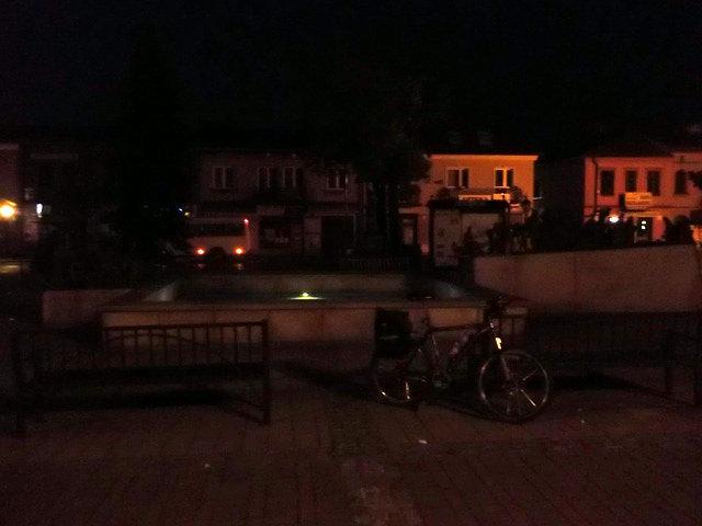 Niewiele widać, ale to rynek w Skale ;)