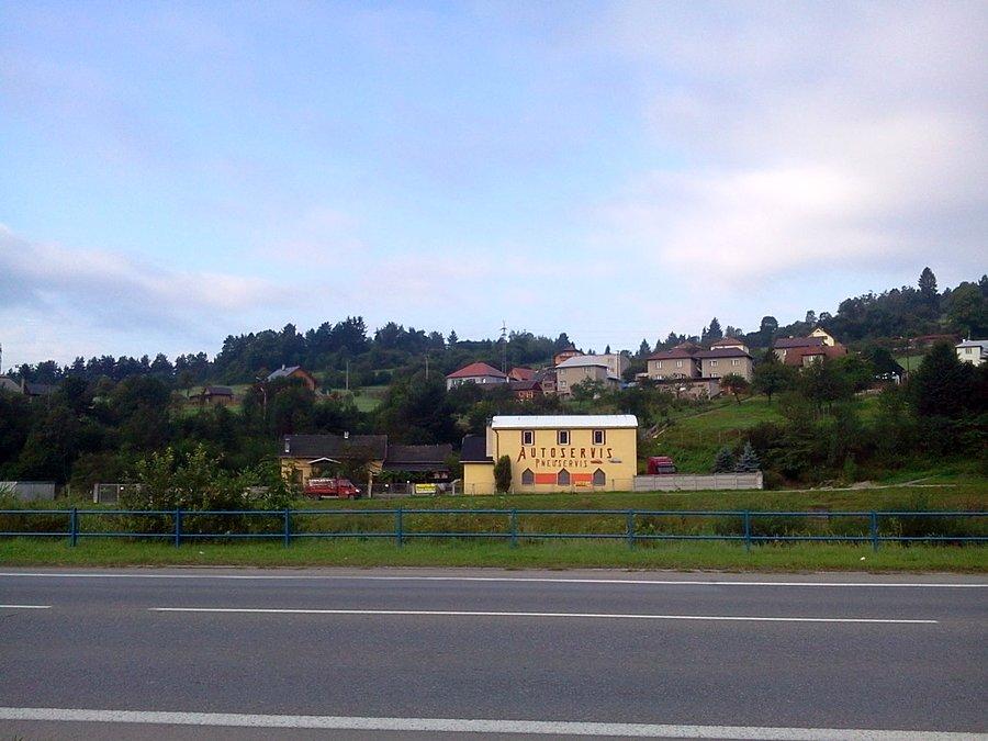 Czadca, widok na wzgórze z szańcem Klin