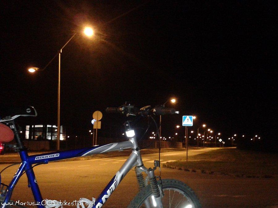 Nocna jazda po Modrzewinie