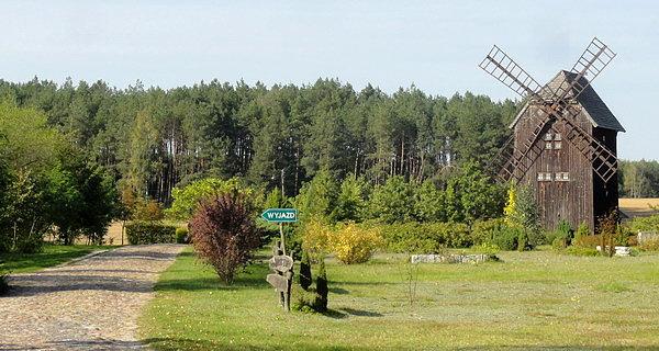 Stary wiatrak koźlak w Pensjonacie Zaborek