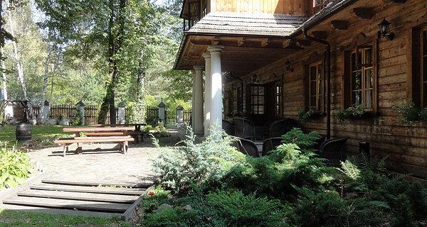 Dwór Zaścianek od tyłu