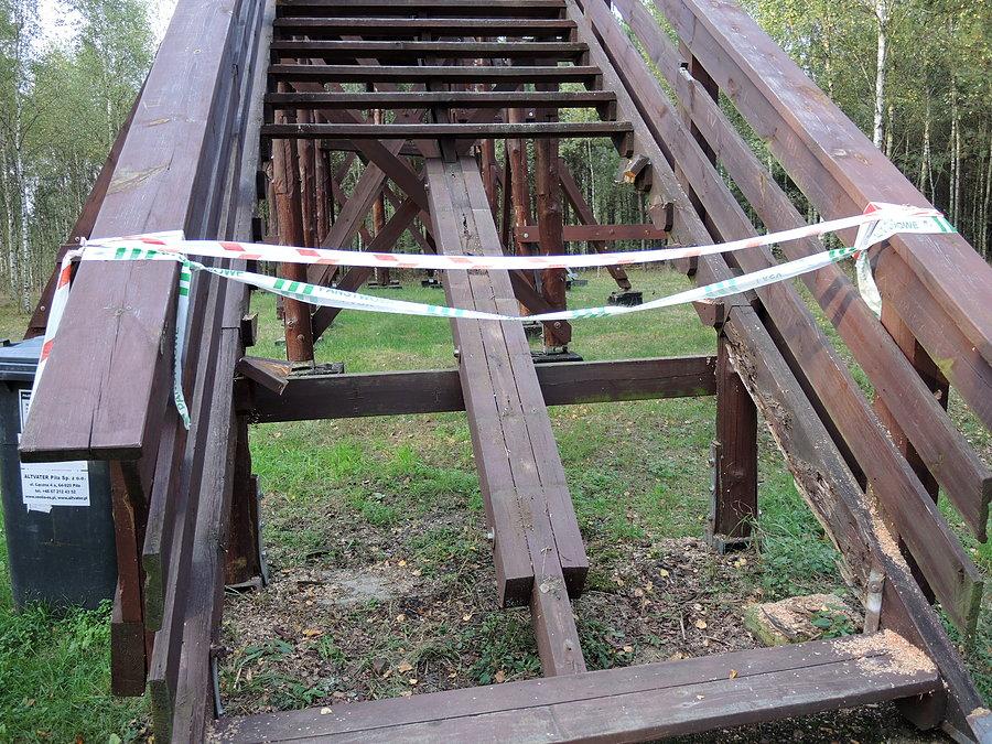 Wieża widokowa w Miałąch - niestety uszkodzona i nieczynna