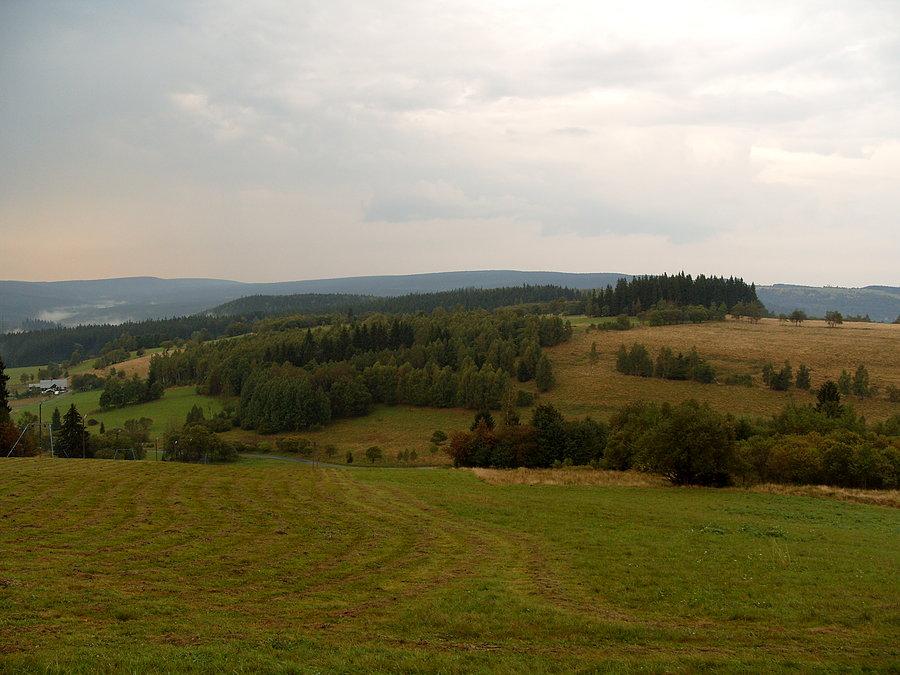 Po drodze w oddali mijamy Młoty gdzie pewnie przejeżdżał Tomcar bo jeszcze wszystko paruje ;))