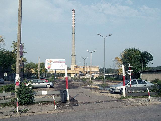 I jakaś fabryka