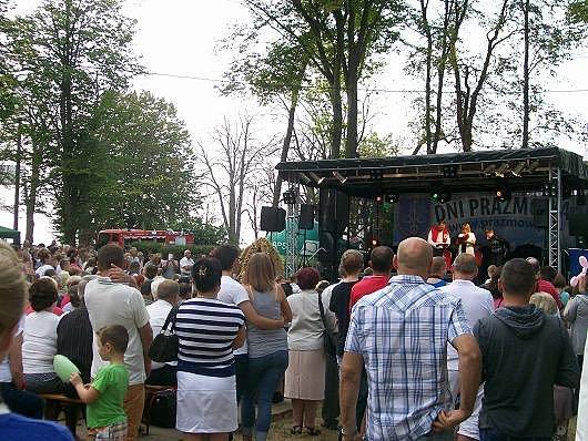 Występy artystów przyciągnęły uwagę licznie zebranej publiczności