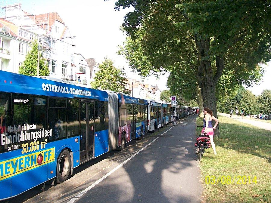 53 autobusy czekały na kibiców werderu