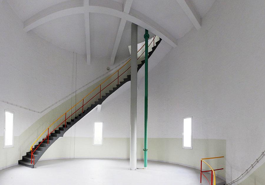 Wnętrze wieży ciśnień