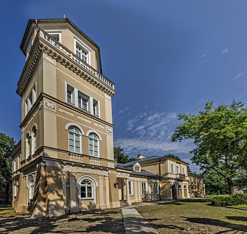 Budynek muzeum Antoniego Ossowskiego