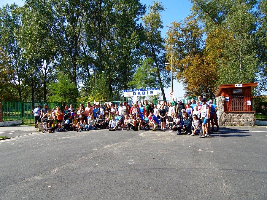 Zdjęcie grupowe nad Dąbiem