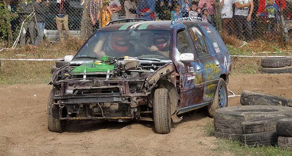 II edycja Wrak Race Biała Podlaska w Sławacinku Nowym