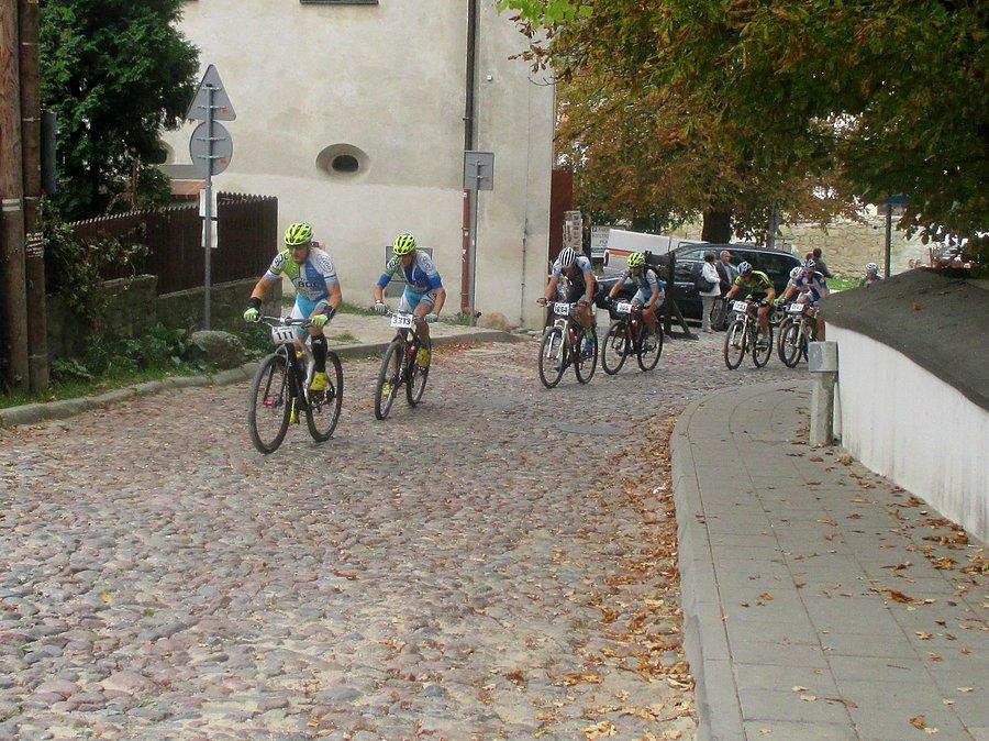 Mazovia MTB Kazimierz Dolny - początek podjazdu pod ulice Zamkową