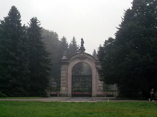Brama ogrodu zoologicznego